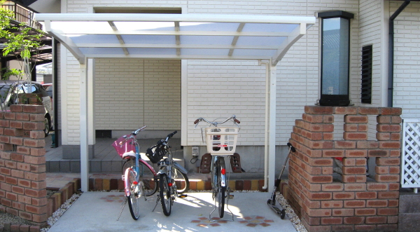 リフォーム後　花壇スペースが自転車置き場に！　守山市Ｔ様邸
